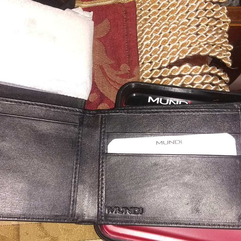 NEW men's wallet